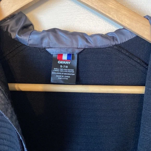 Gerry Polyester Fleece Full Zip Jacket Size Small (7-8)